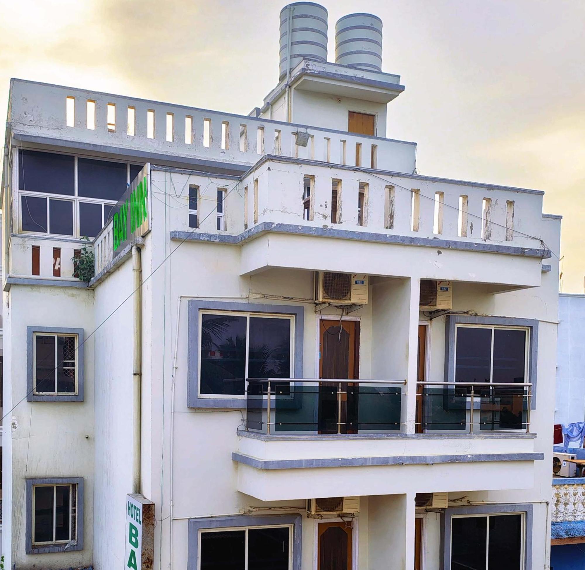 Hotel Bay Beach Inn Puri Exterior photo