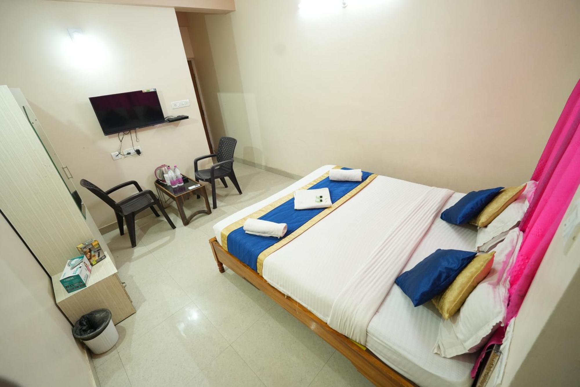 Hotel Bay Beach Inn Puri Exterior photo