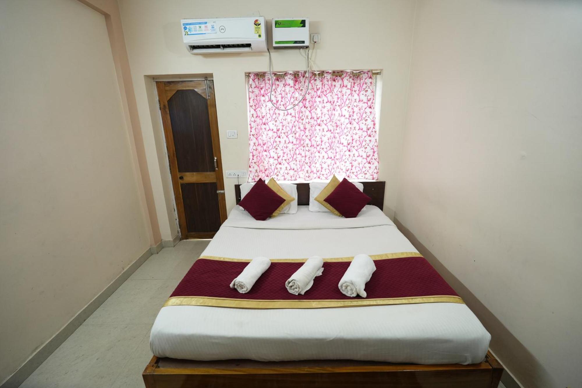 Hotel Bay Beach Inn Puri Exterior photo