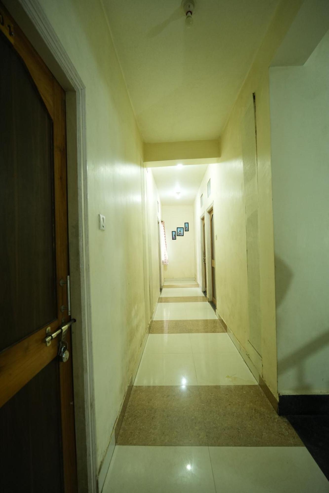 Hotel Bay Beach Inn Puri Exterior photo