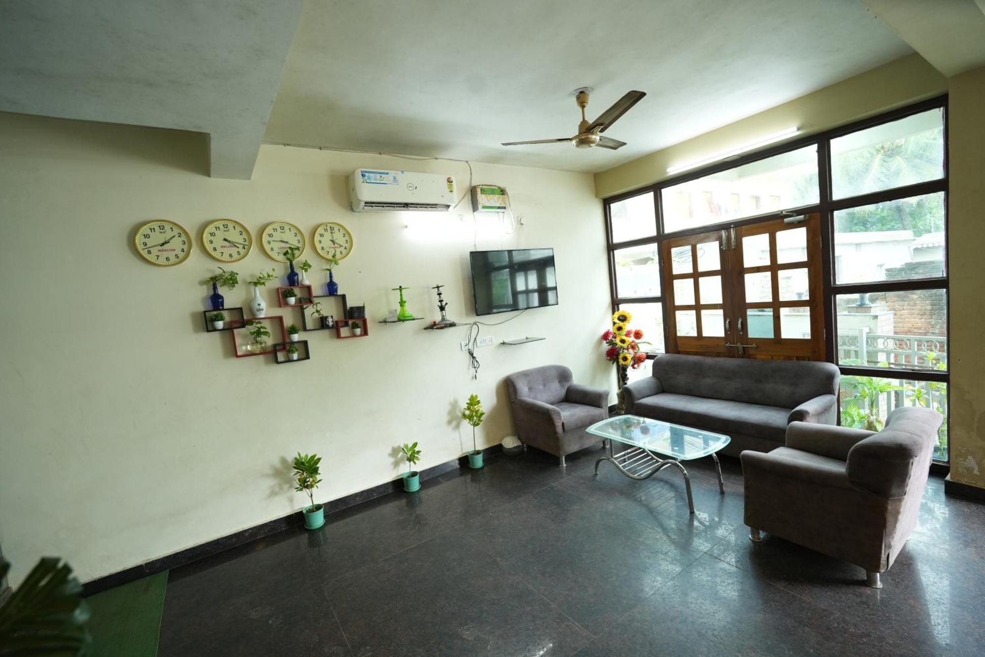 Hotel Bay Beach Inn Puri Exterior photo